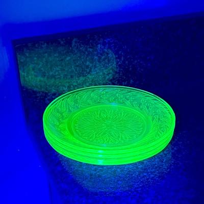 Set of 4 Uranium Glass Plates