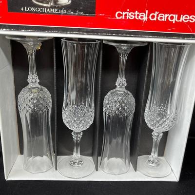 Lot 183 Champaign Flutes NIB