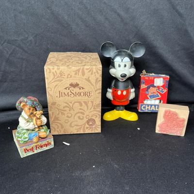 Lot 188 Vintage collectibles