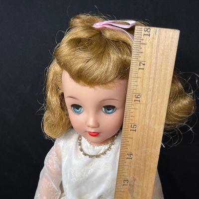 Lot 190 Ideal Doll Bride