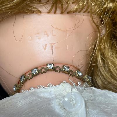 Lot 190 Ideal Doll Bride