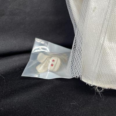Lot 190 Ideal Doll Bride