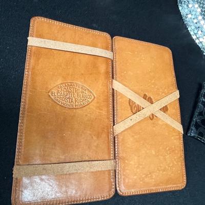 Lot 193 Purses & belt