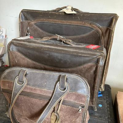 Vintage Luggage Bundle