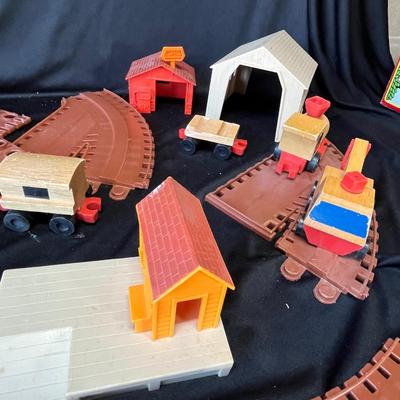 Lot 210 Beginner Train set