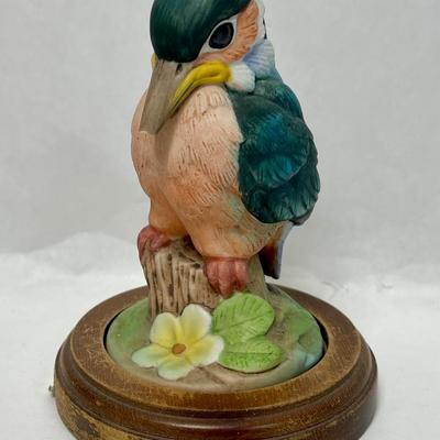 Vintage Andrea by Sadek Kingfisher Bird #6350 With Base 4.5” With Stand