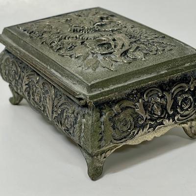 Small Lidded Trinket Snuff Box