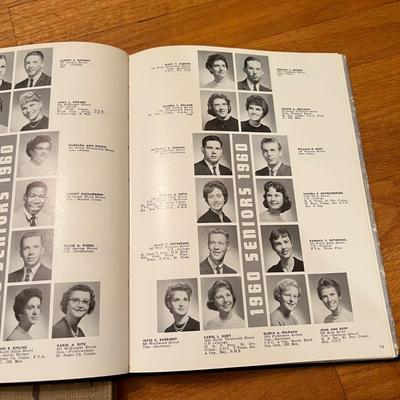 Lot of 1950s 1960s Vintage Yearbooks