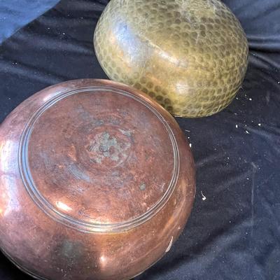 Lot 219 Metal ware bowls