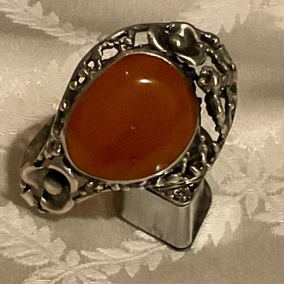 Silver and amber bracelet