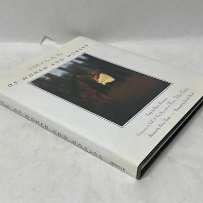 Of Women and Horses Coffee Table Book