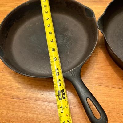 2 Cast Iron Skillets