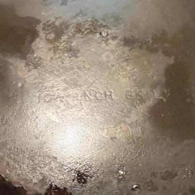 2 Cast Iron Skillets