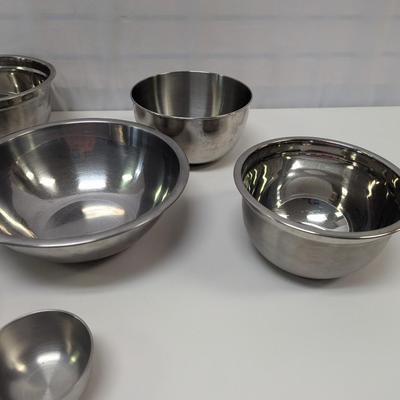 Mixing Bowls