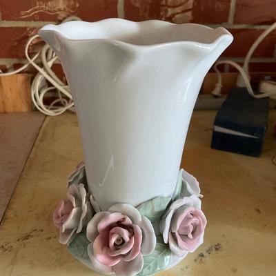Lovely vase with flowers