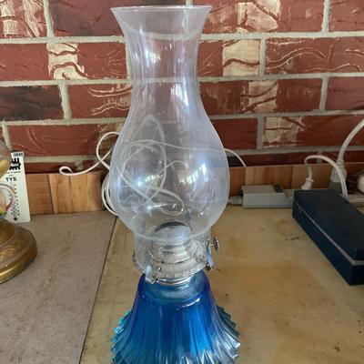 Hurricane lamp