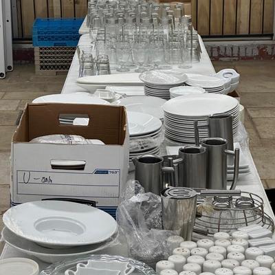 Lot 19: Dishware & Supplies