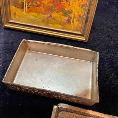 Decorative boxes and small fall pic