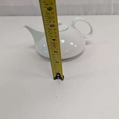 Porcelain Teapots