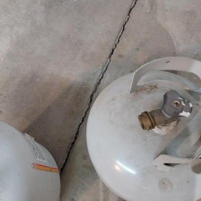 2 propane tanks