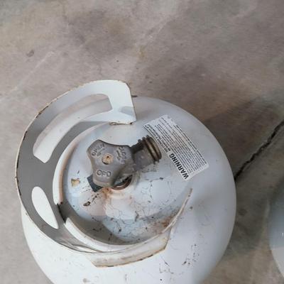 2 propane tanks