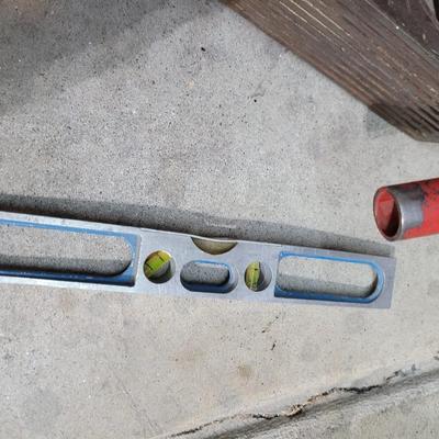 Lot of mostly antique tools