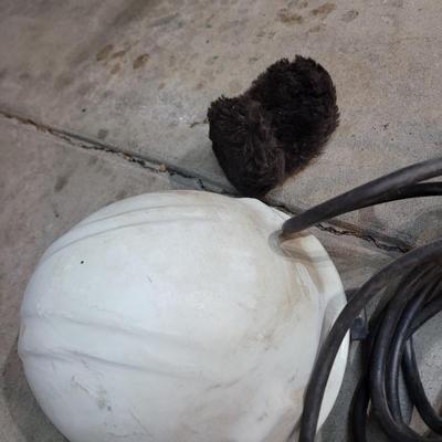 Lot of garage items