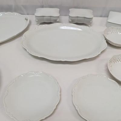 Porcelain Dish Blanks Used for Crafting