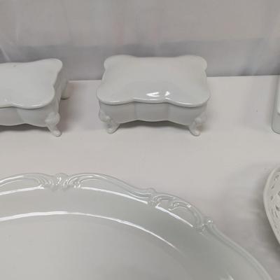 Porcelain Dish Blanks Used for Crafting