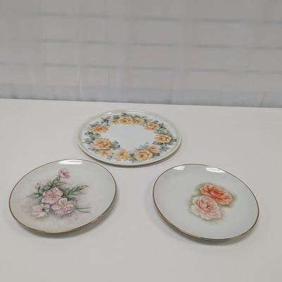 Sale Photo Thumbnail #792: Hand Painted Plates