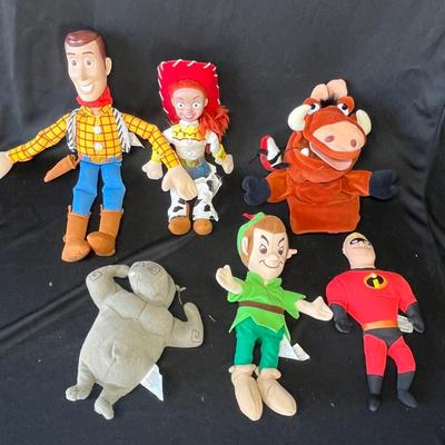 Lot 251 Plush Toy Disney lot