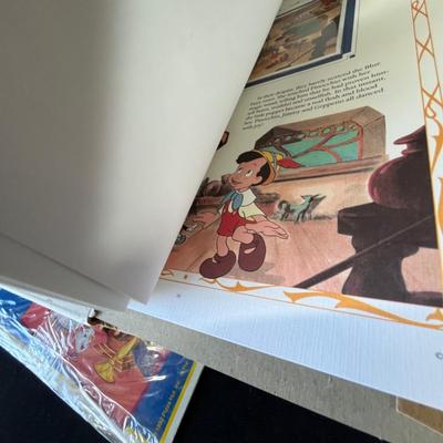 Lot 253 Disney Collectibles