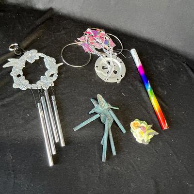 Lot 254 Humming Bird items