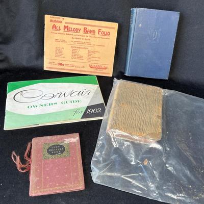 Lot 260 Vintage books