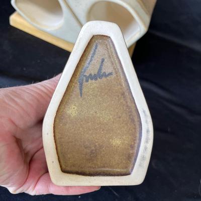 Lot 265 Stack Mugs on rack