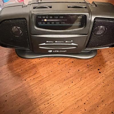 Electronics Lot - CD Radio, Ear Buds, Digital Frame, Power Bank