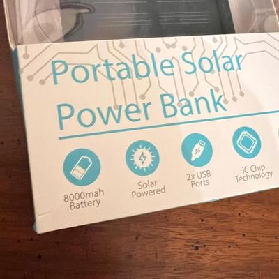 Electronics Lot - CD Radio, Ear Buds, Digital Frame, Power Bank