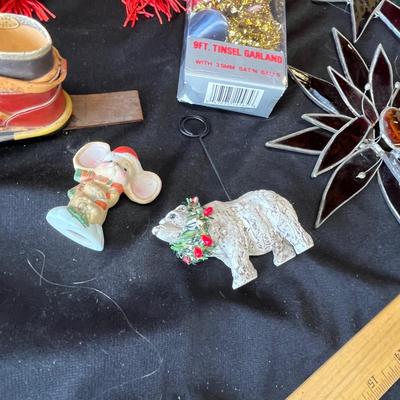 Lot 272 Christmas decor