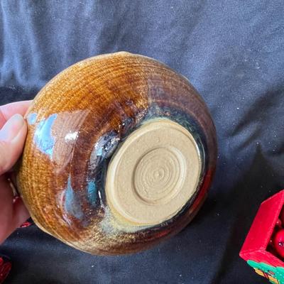 Lot 273 Christmas decor/ ornaments