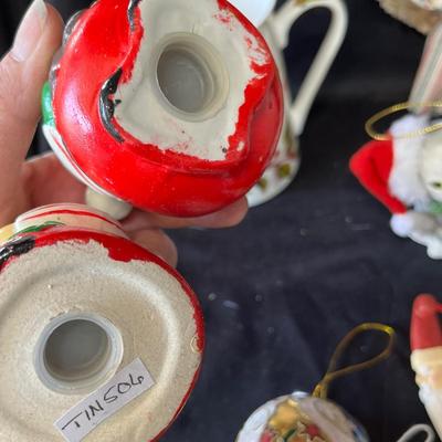 Lot 280 Assorted Christmas