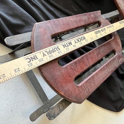 Lot 281 Christmas decor