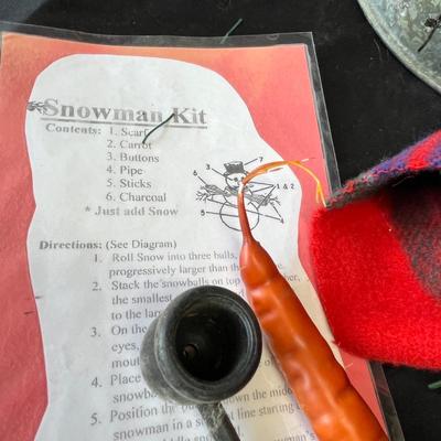 Lot 281 Christmas decor