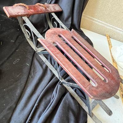 Lot 281 Christmas decor