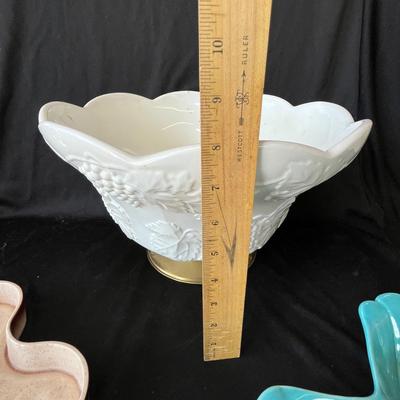 Lot 285 Punch bowl and trays