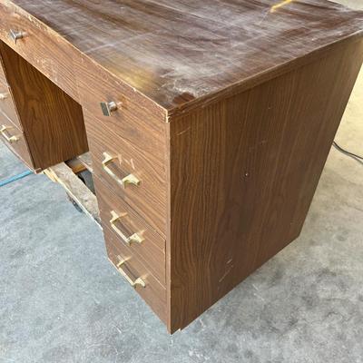 Lot 293 MCM desk