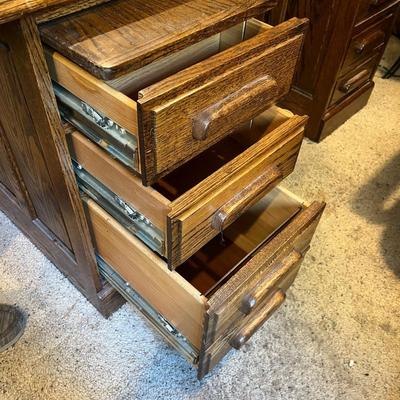 Lot 299 Oak Desk