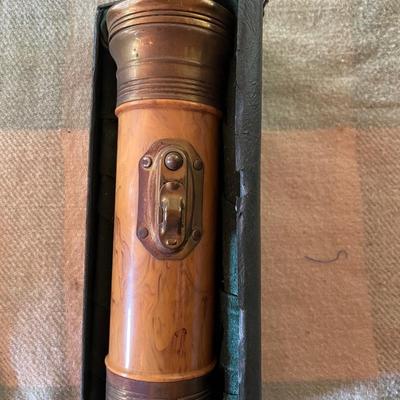Bond flashlight