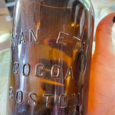 Amber Wan-eta cocoa Boston jar