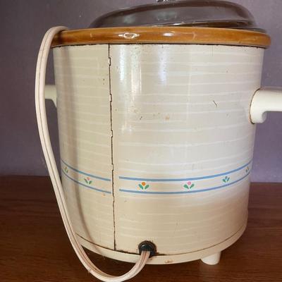 Floral crockpot