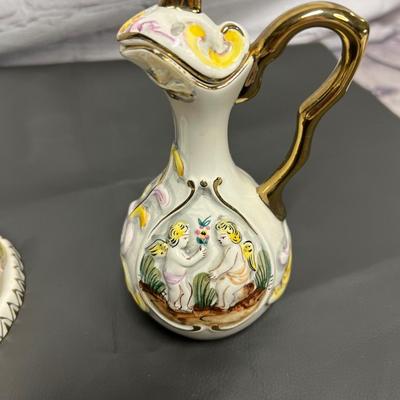 Beautiful Victorian Oil/Vinegar Salt and Pepper Set